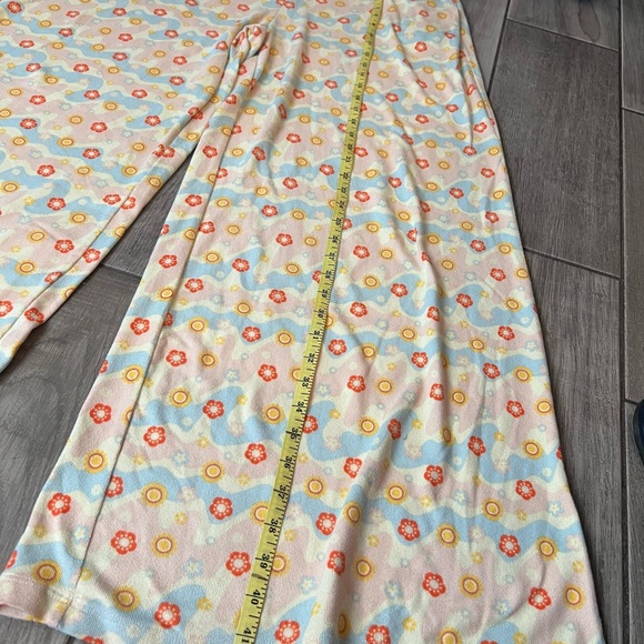 EARTHBOUND Pajama Bottoms with Blue and Yellow Pattern XL - Picture 3 of 6